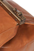 Doktortasche aus braunem Kalbsleder Detailansicht Beschlag | Doctor's Duffle